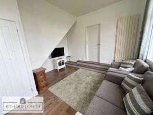 Lounge- click for photo gallery